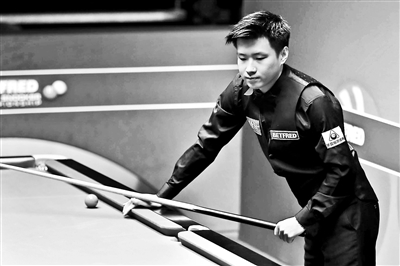 间的表现得 间的表现得