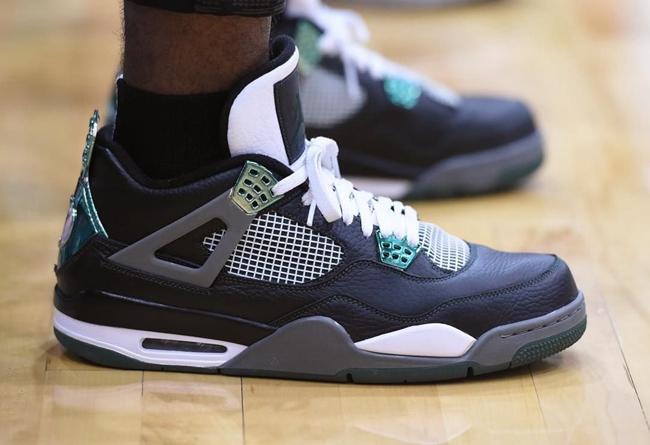 客服被聊天 客服被聊天